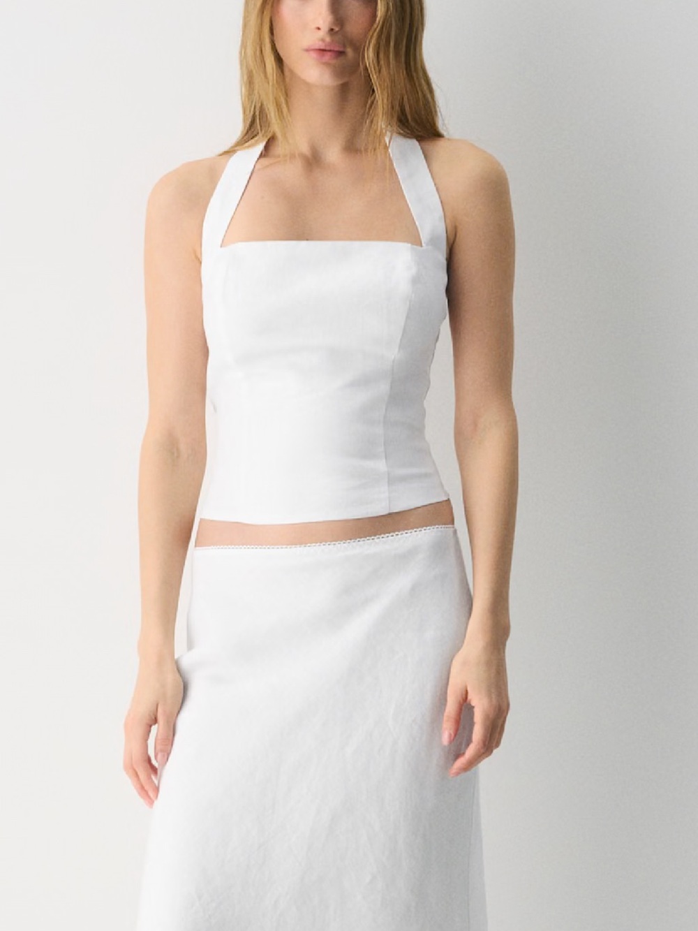 Aritzia Wilfred Whisper Linen Halter Top